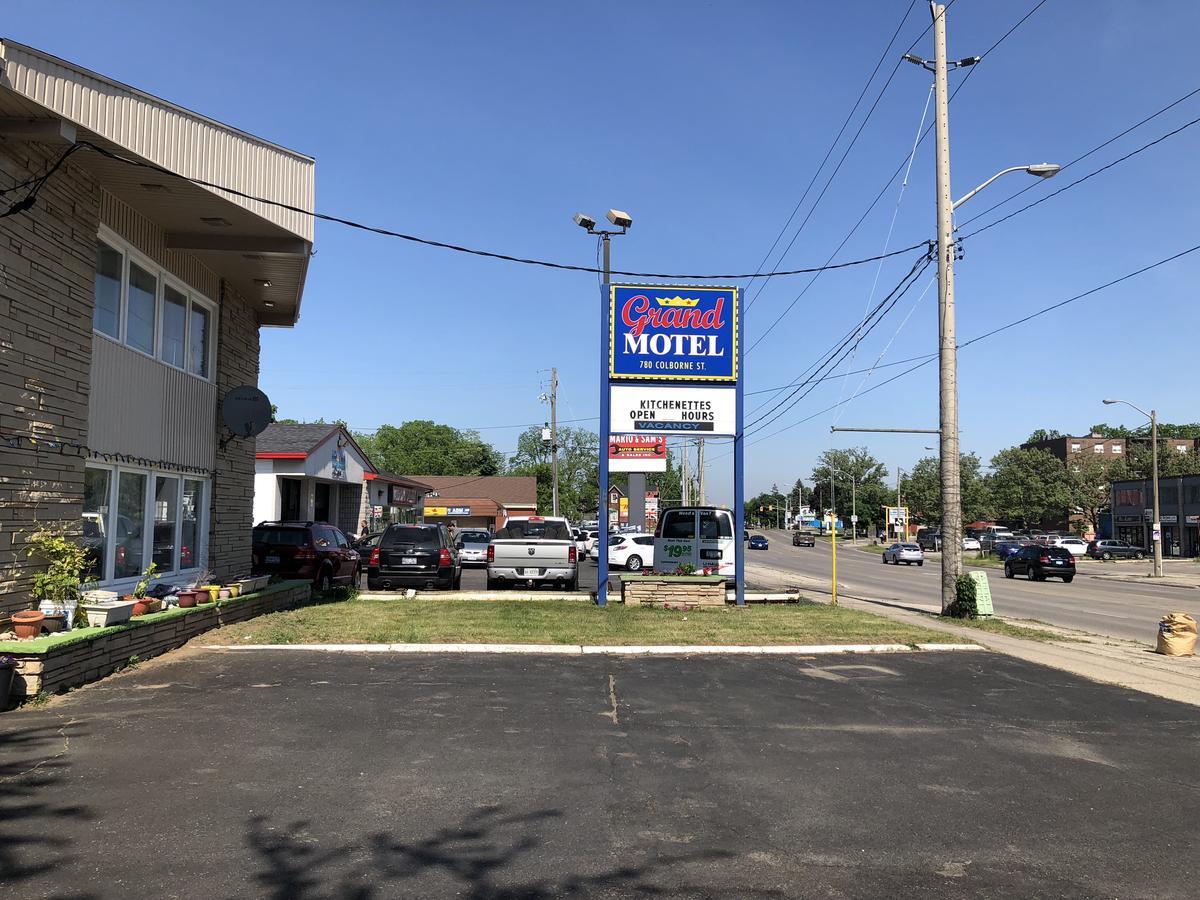 Grand Motel Brantford Eksteriør billede