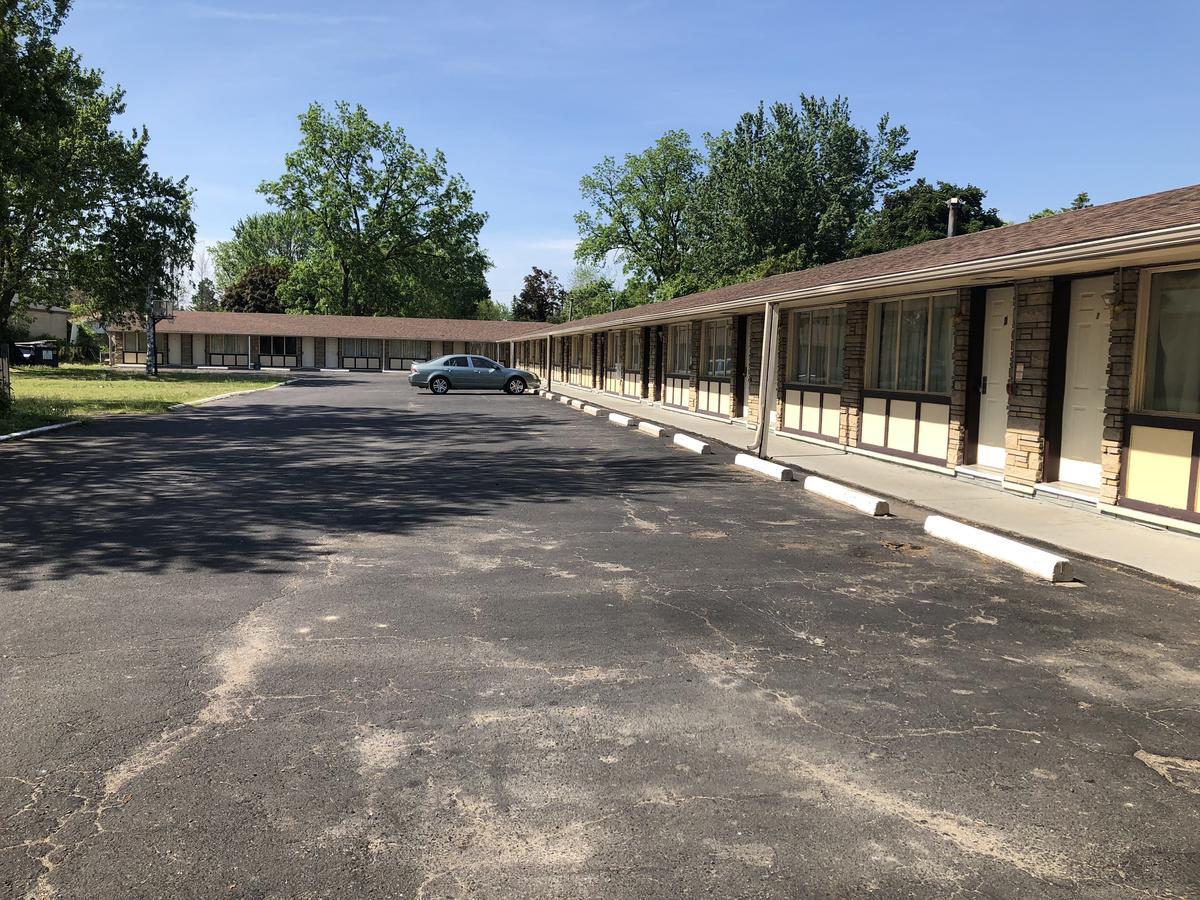 Grand Motel Brantford Eksteriør billede